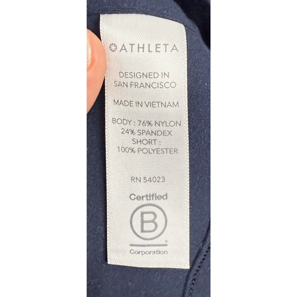 Athleta Rainier 2 in 1 Navy Blue Running Leggings Shorts Womens M Activewear Gym - Picture 7 of 8